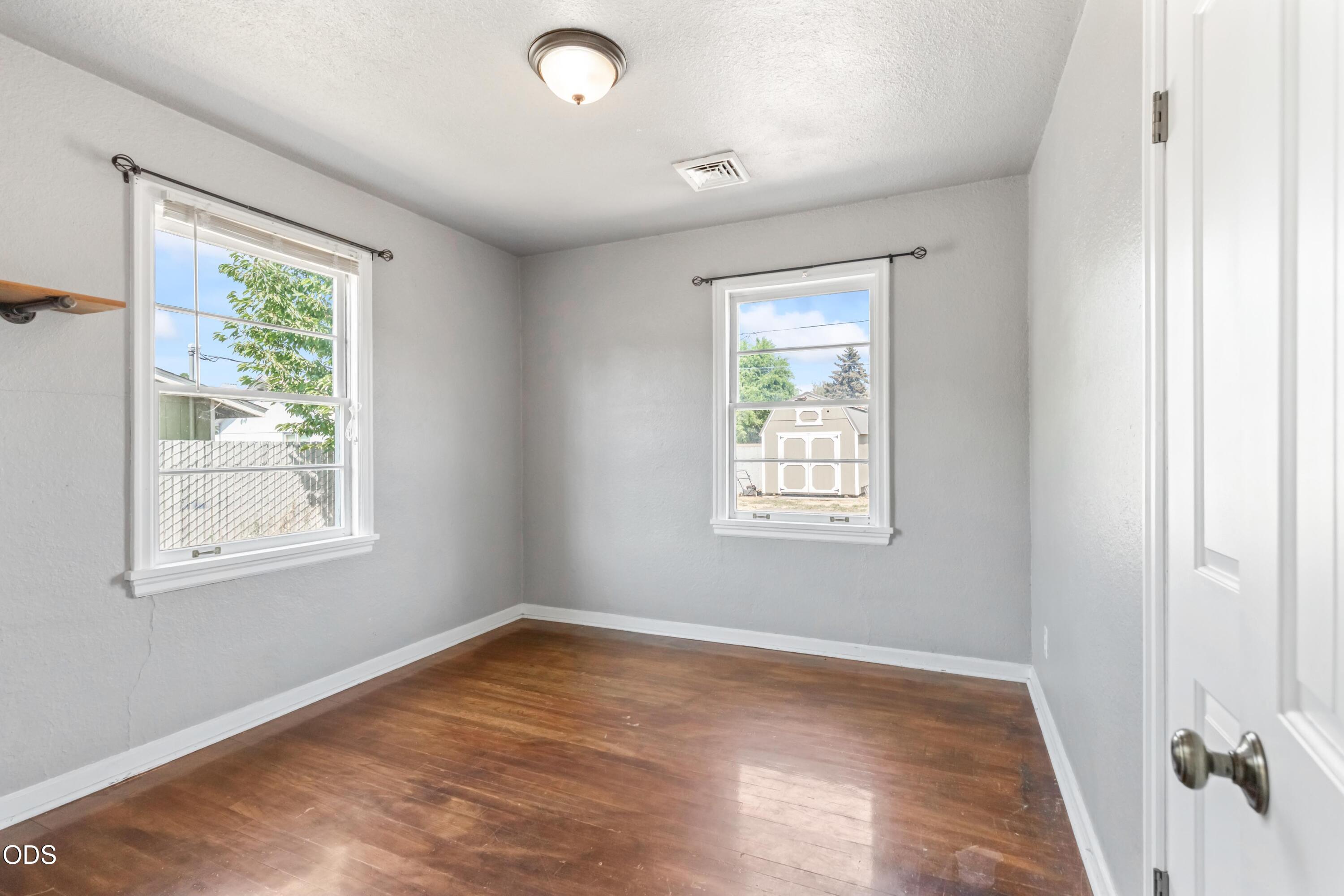 585 SE 4th Street