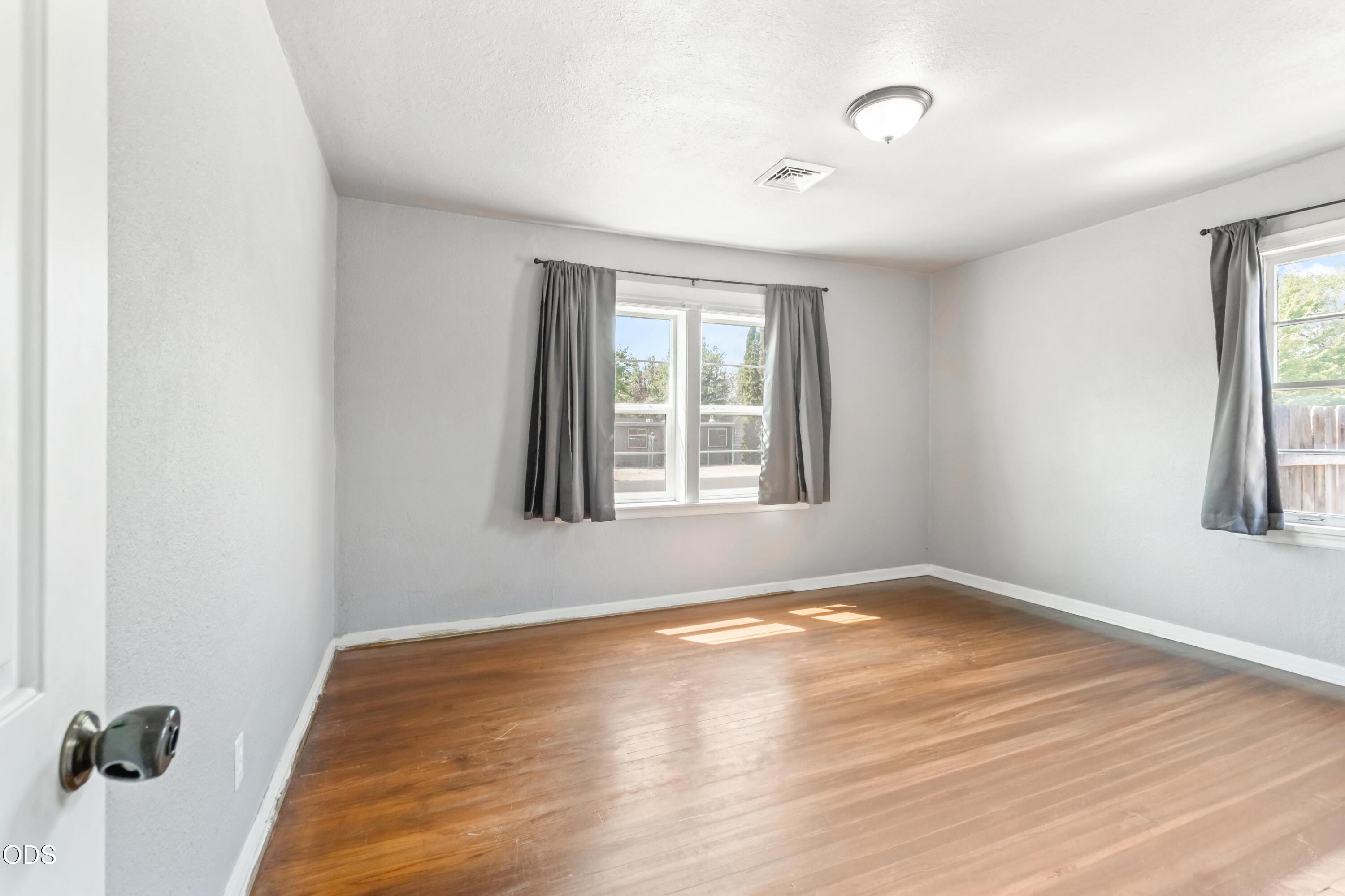 585 SE 4th Street