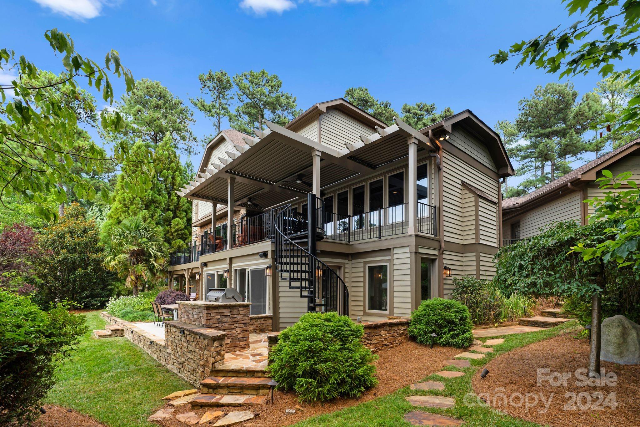 112 Claiborne Drive