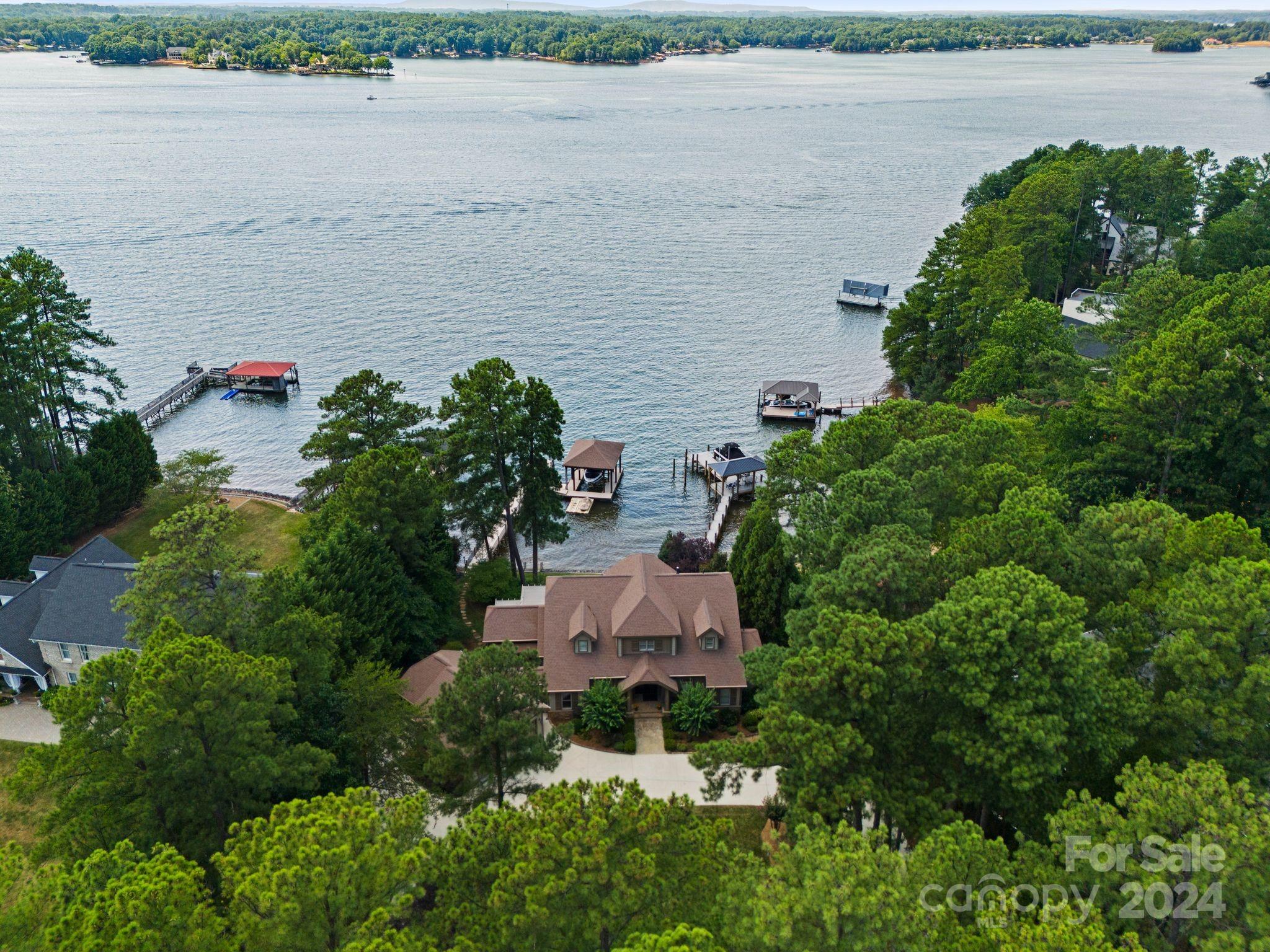 112 Claiborne Drive