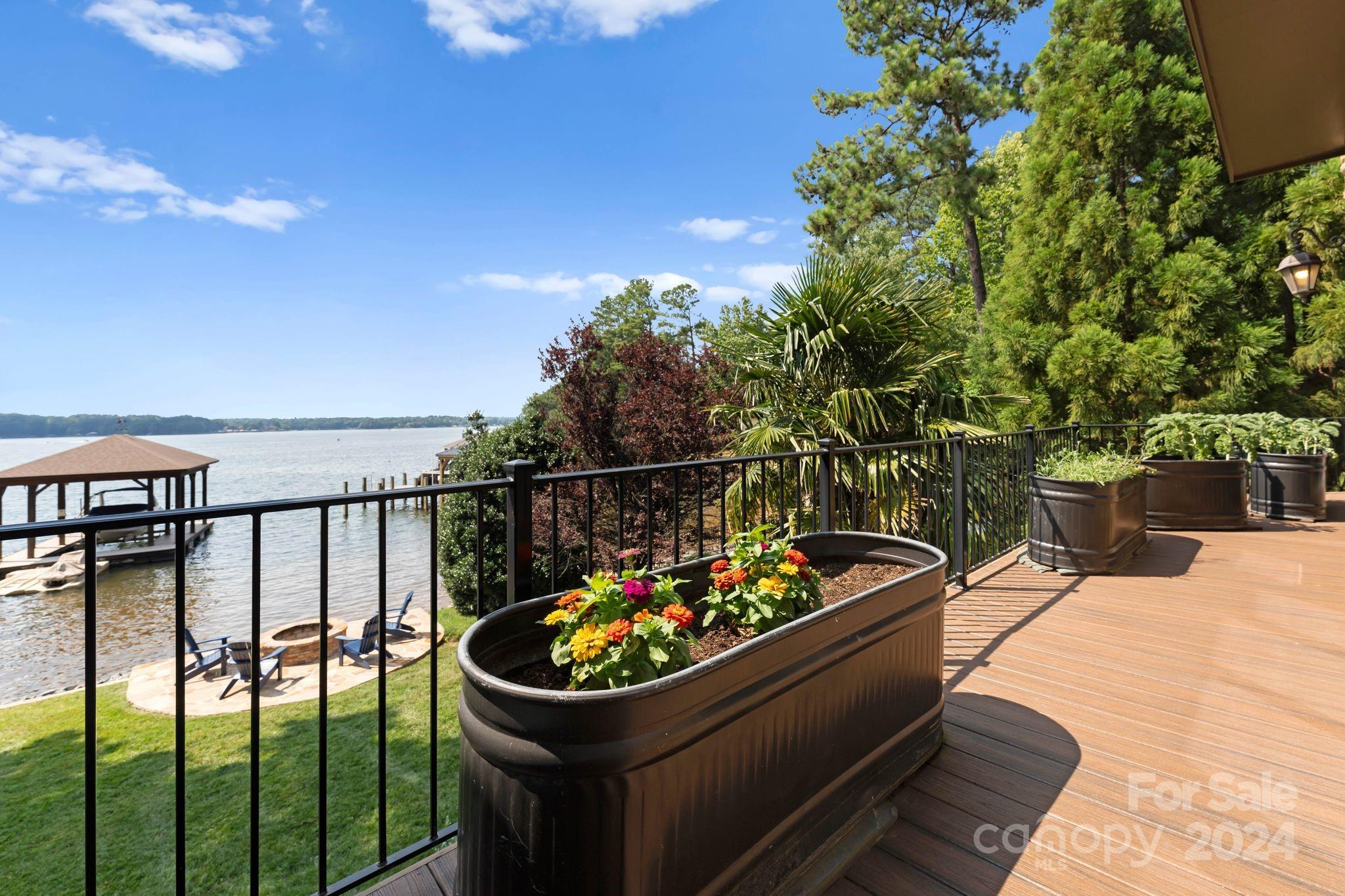 112 Claiborne Drive