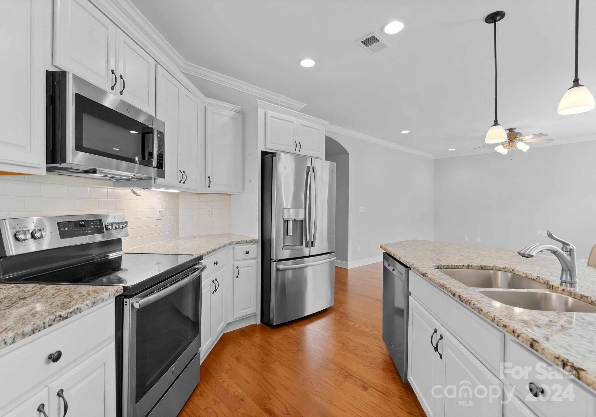 154 Valleymist Lane
