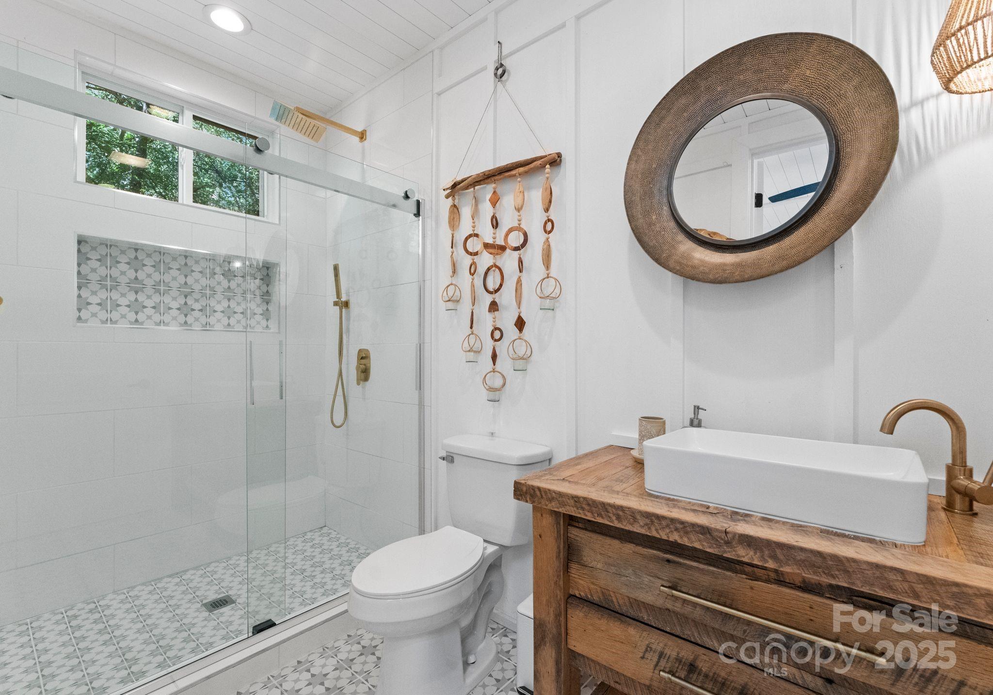 125 Chestnut Tree Road