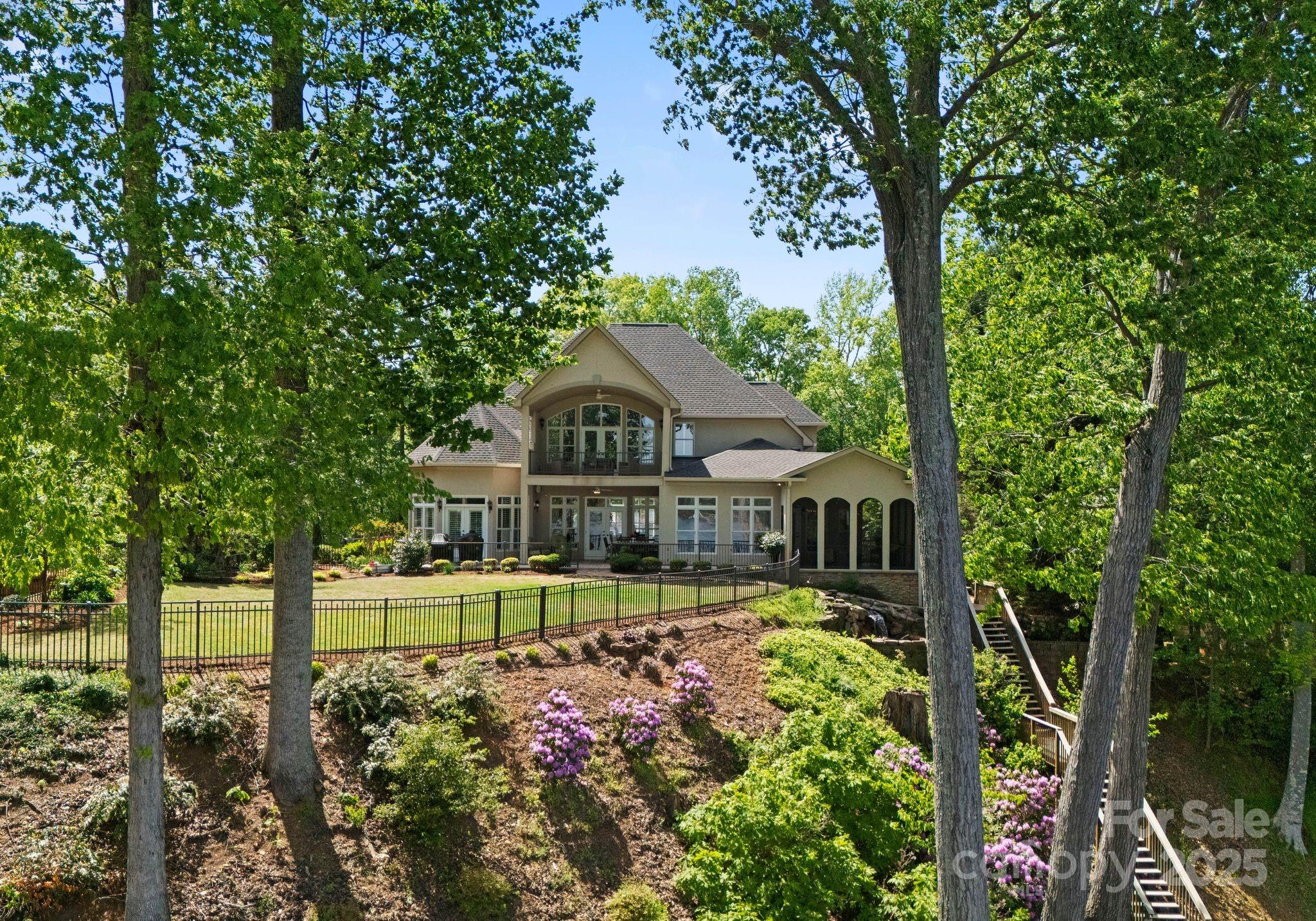 1328 Astoria Parkway