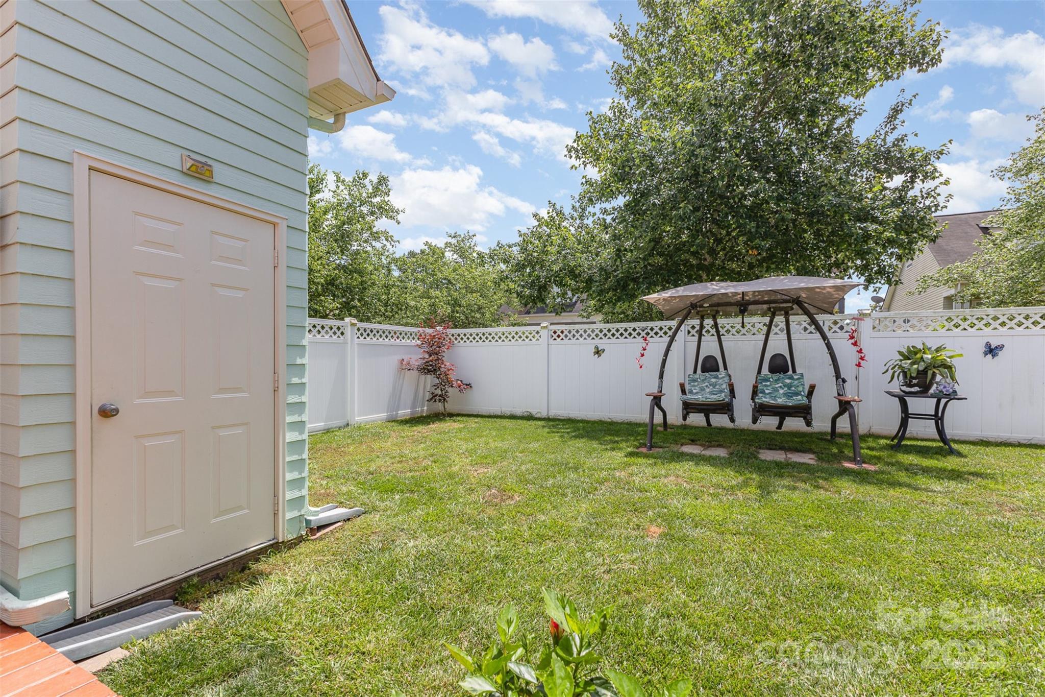 186 Gresham Lane