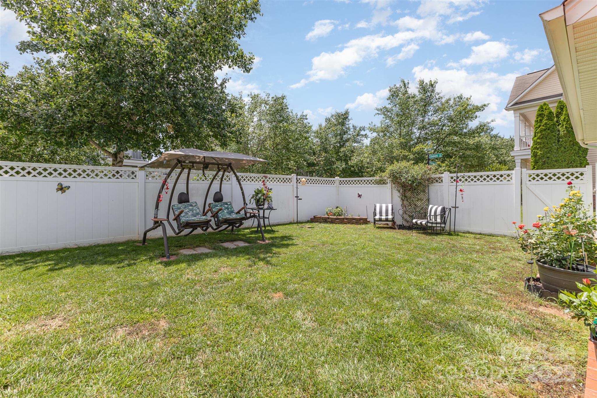 186 Gresham Lane