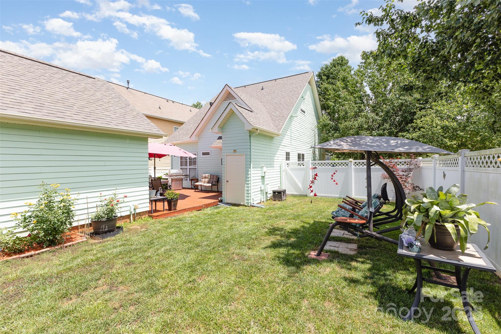186 Gresham Lane