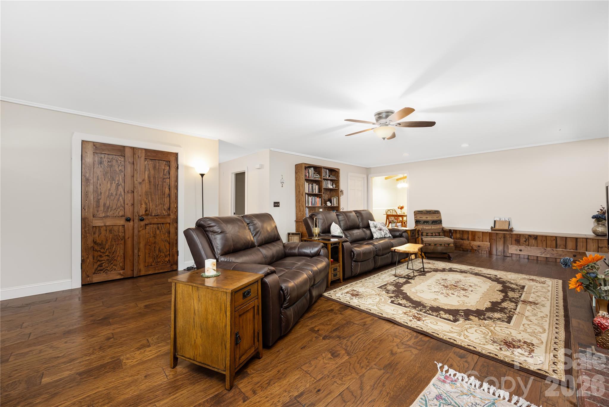 2174 Lynmore Drive
