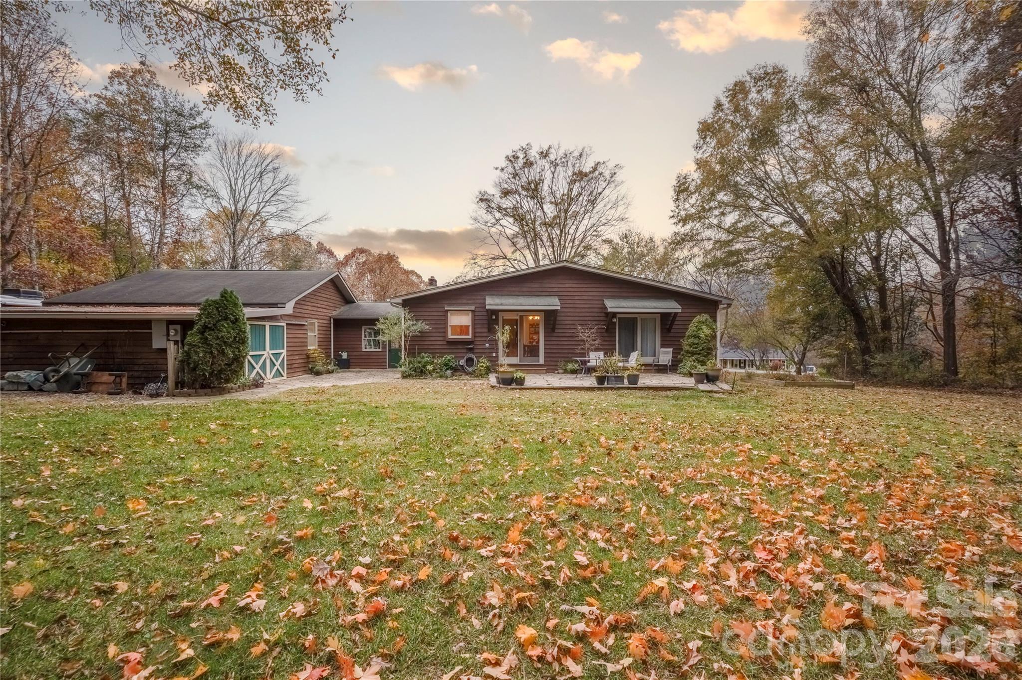 2174 Lynmore Drive