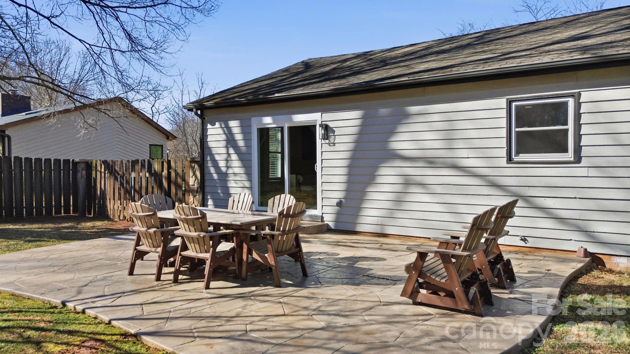 21326 Sandy Cove Road
