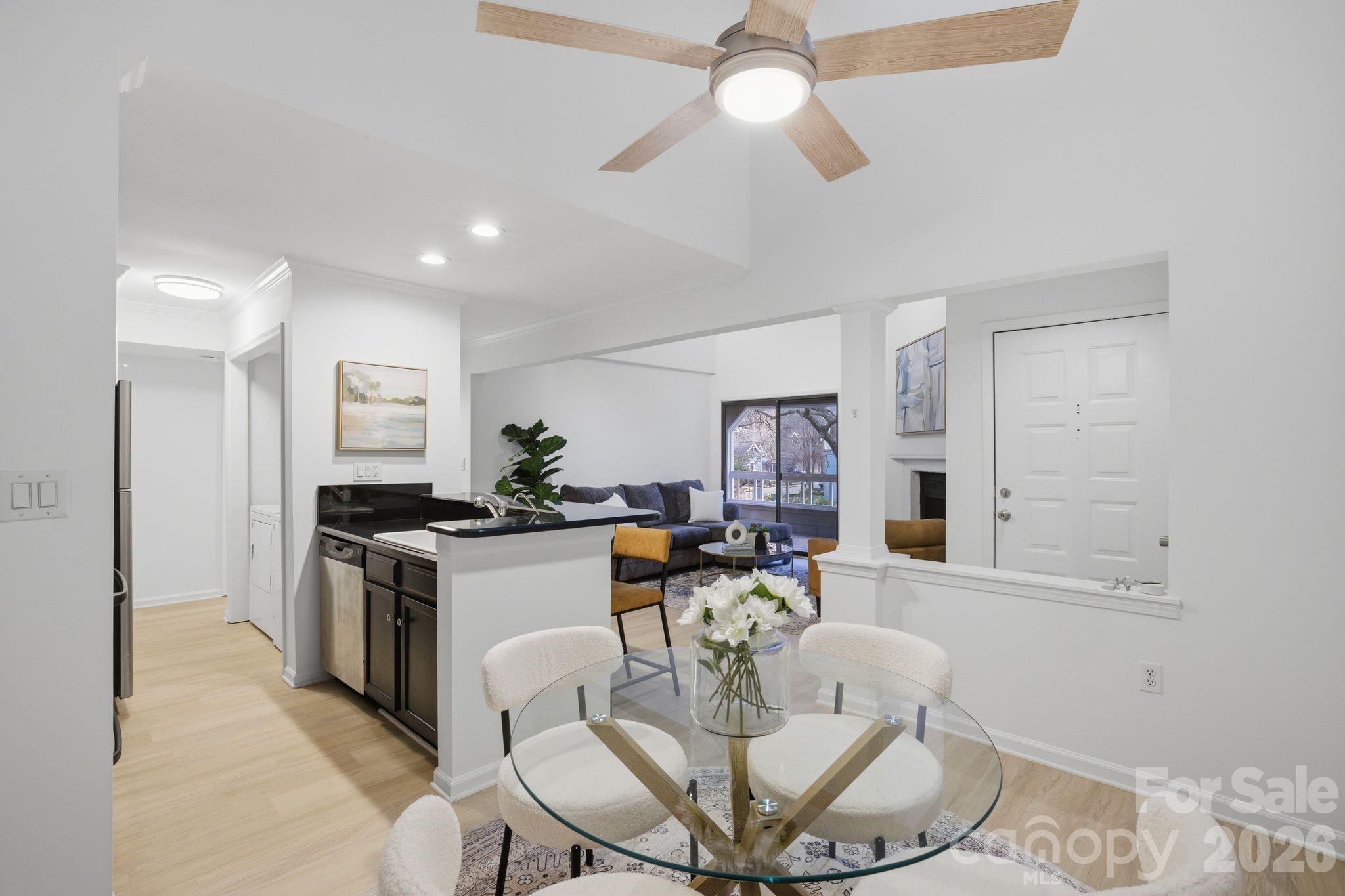 413 W 8th Street