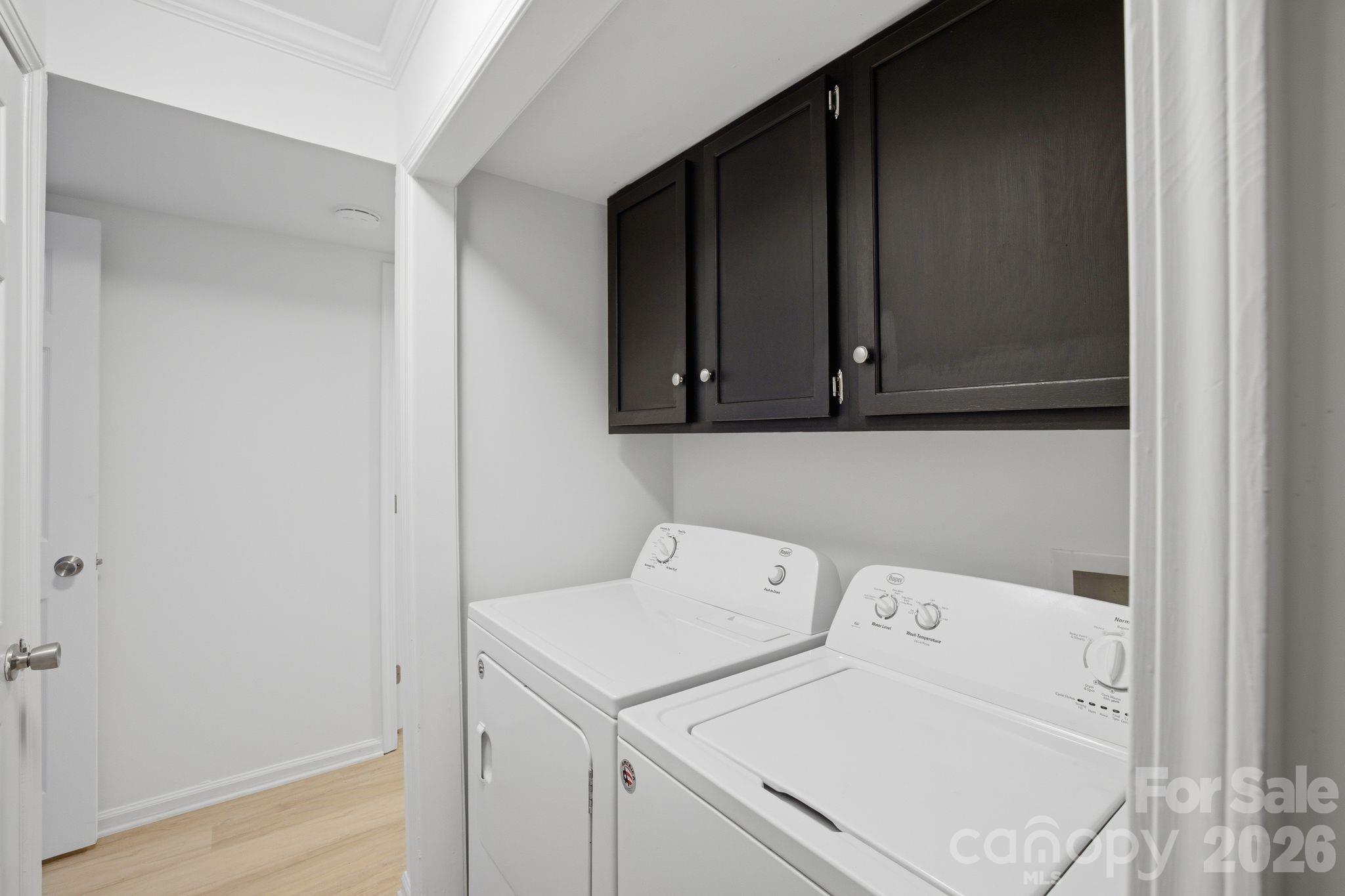 413 W 8th Street