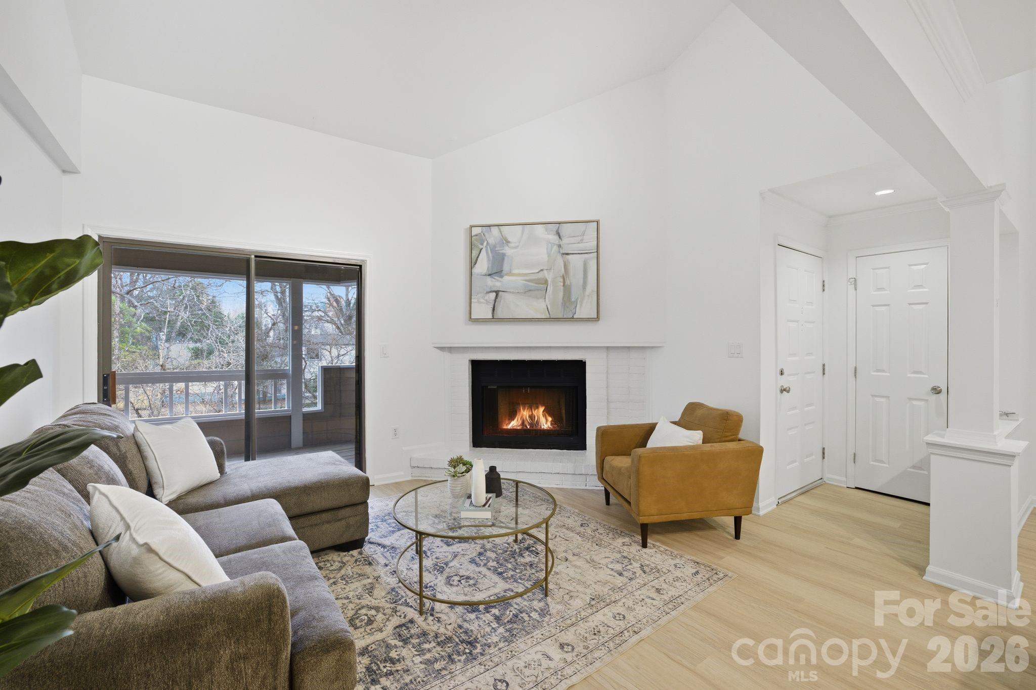 413 W 8th Street