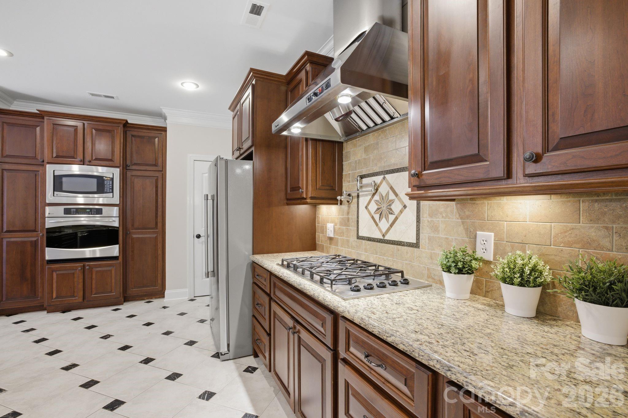 17807 Sedona Way