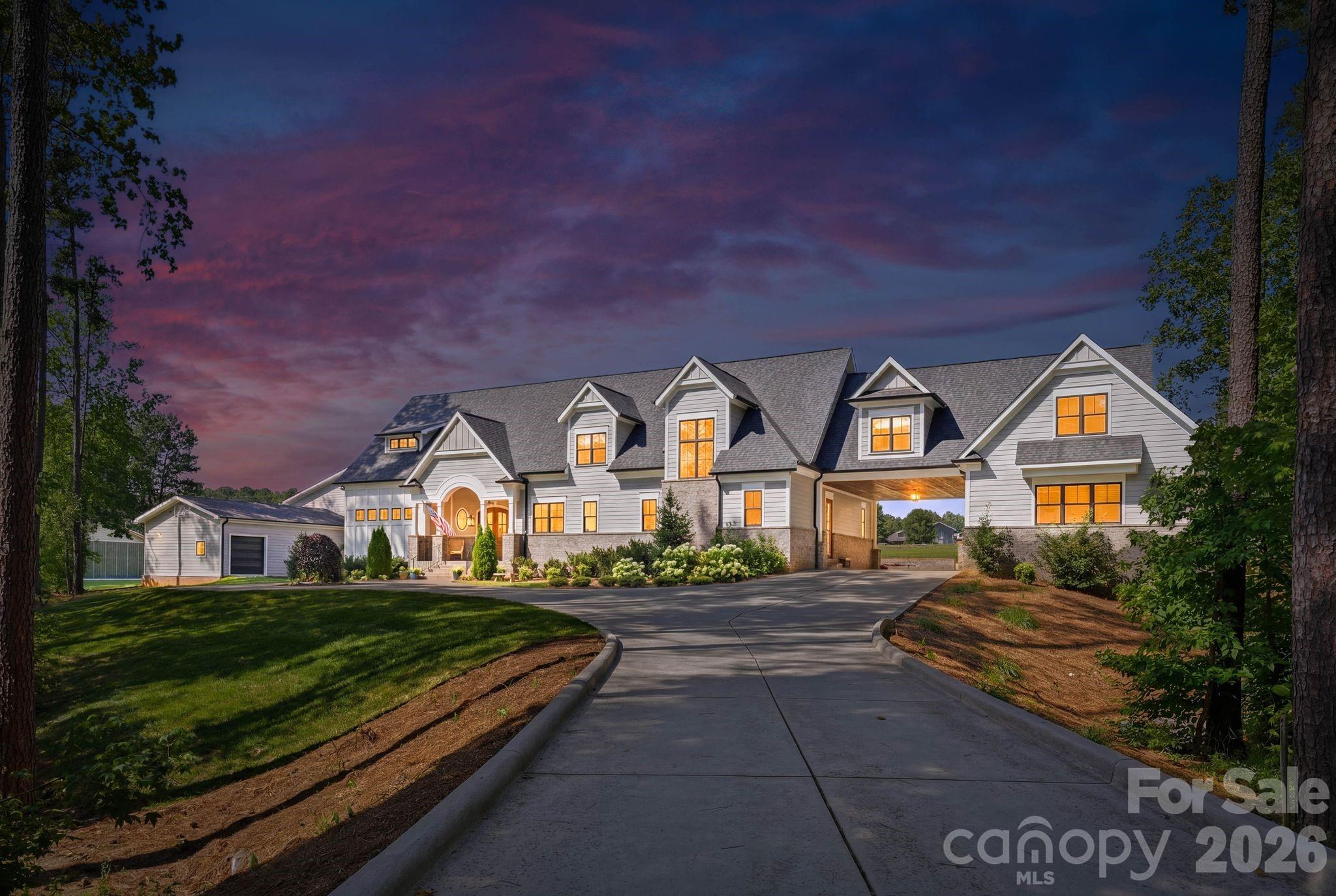 117 Doolittle Lane