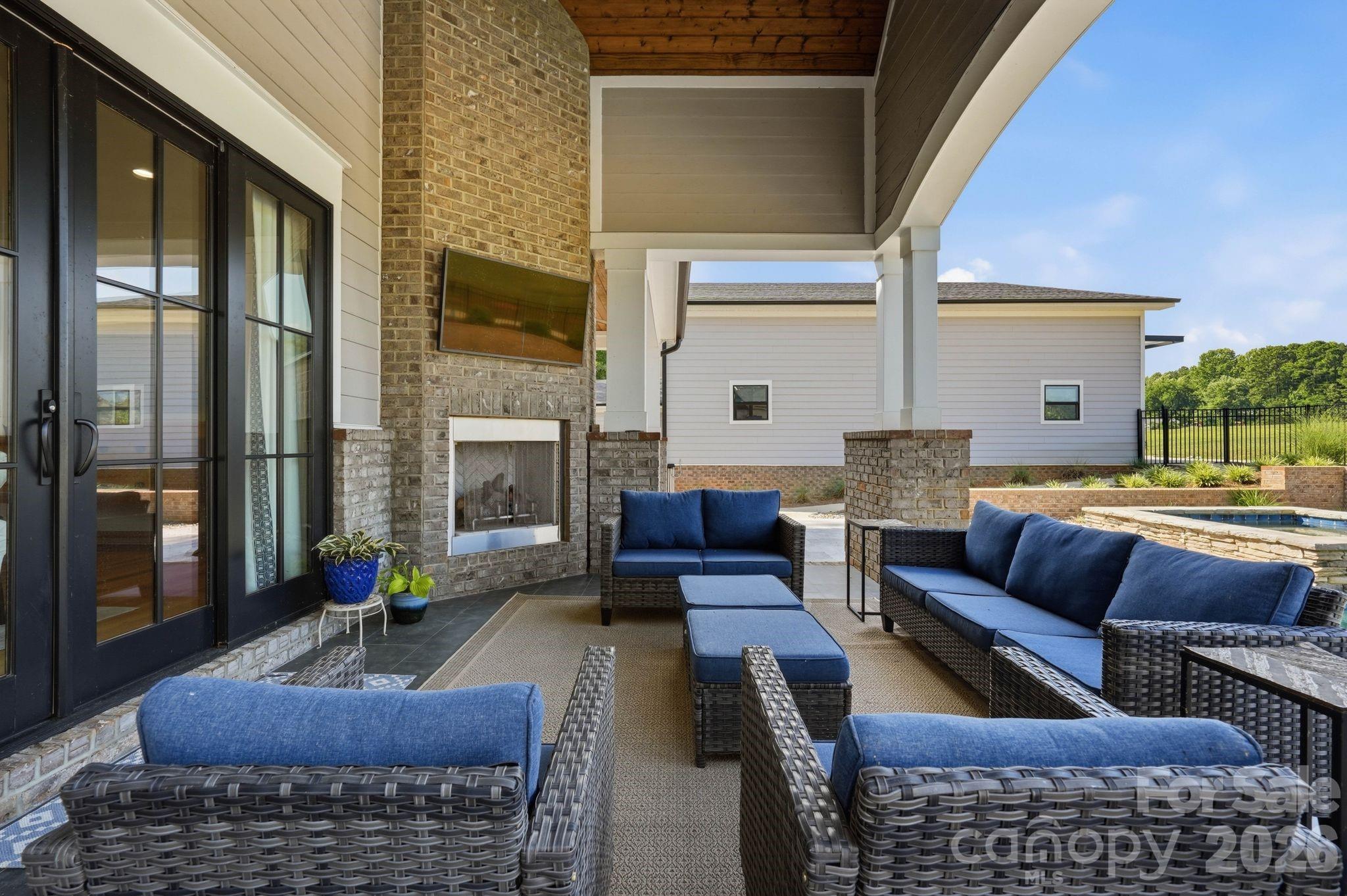 117 Doolittle Lane
