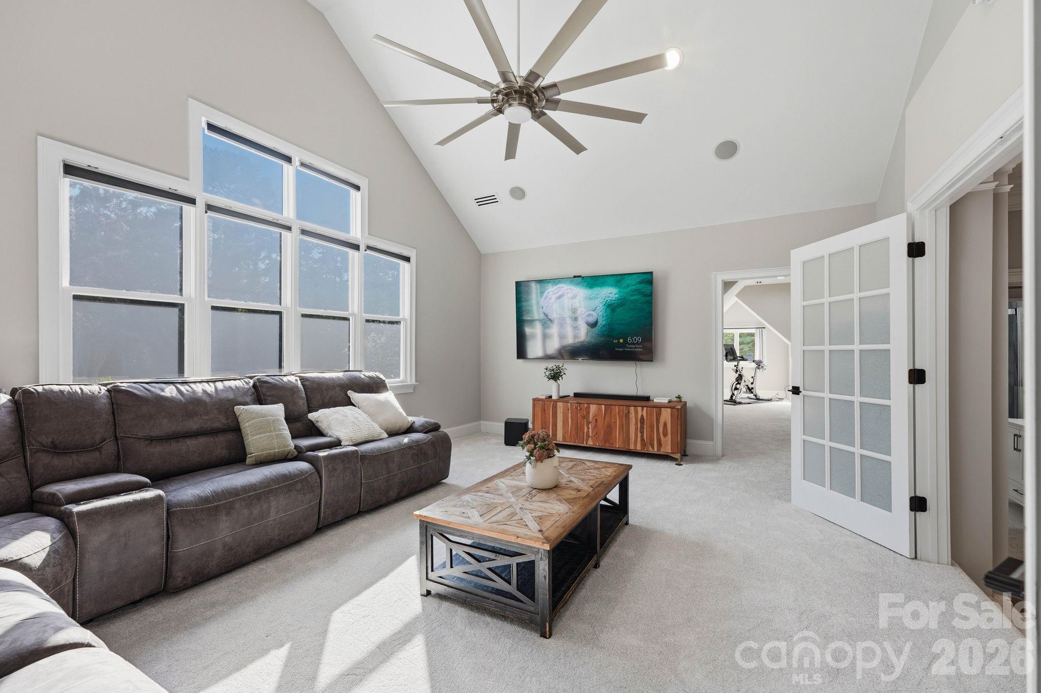 104 Gammon Point Court