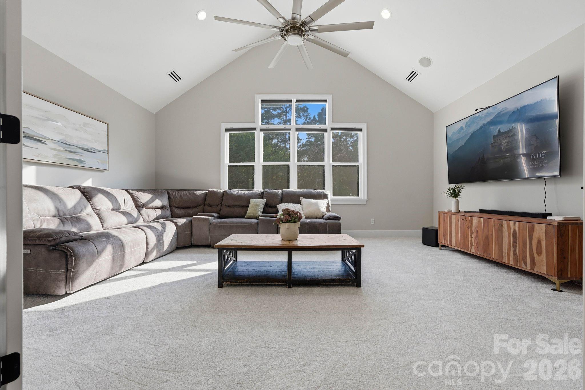 104 Gammon Point Court