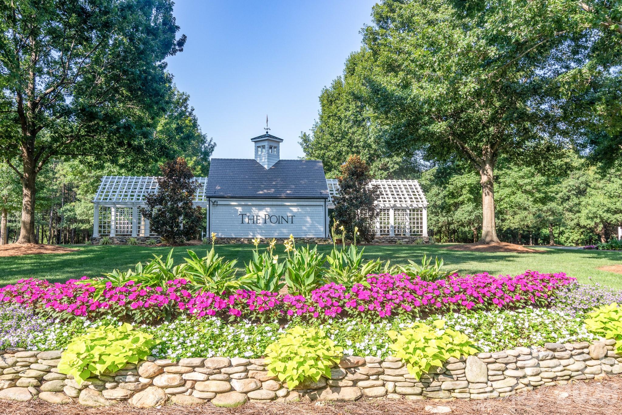104 Gammon Point Court