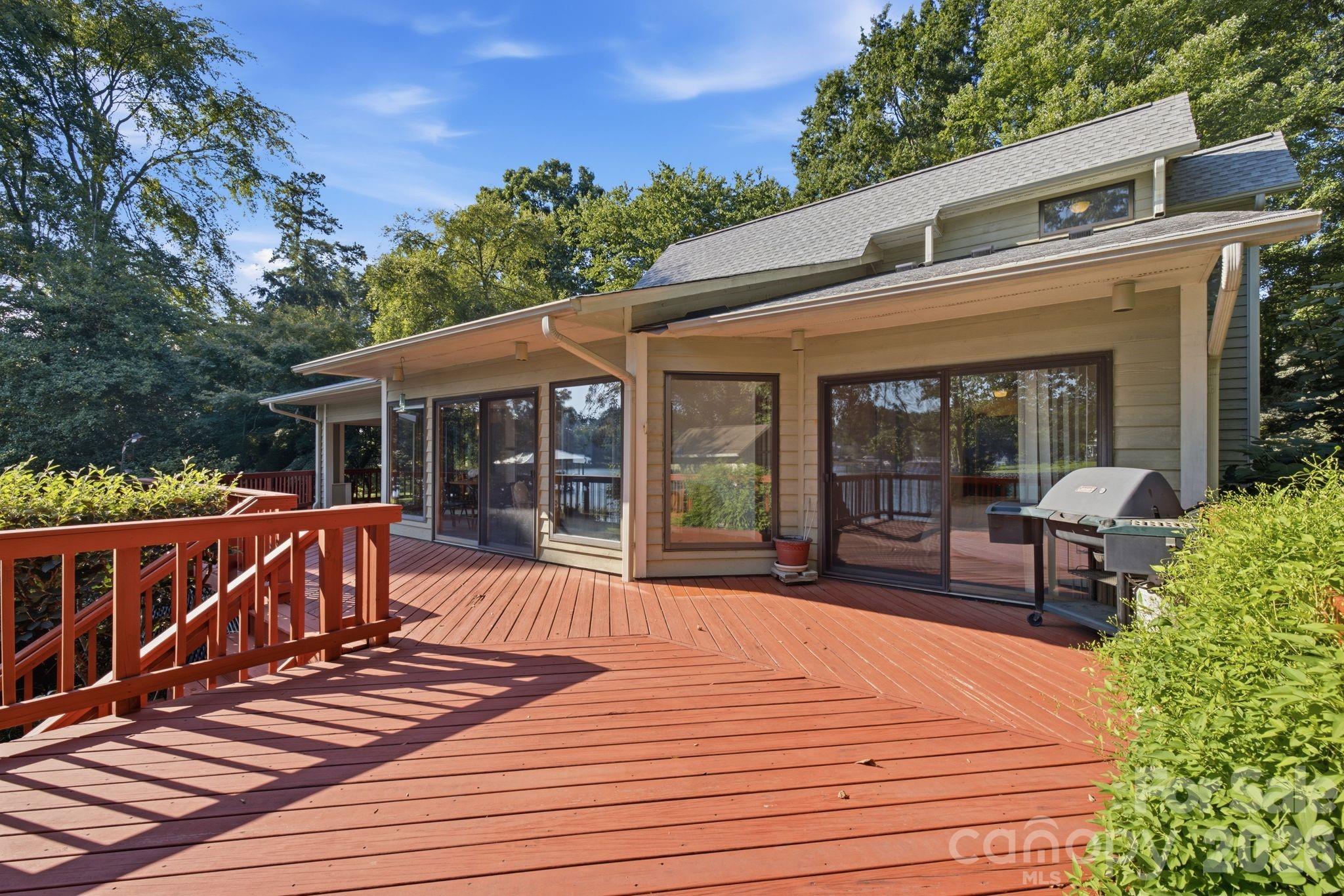 125 Misty Cove Lane