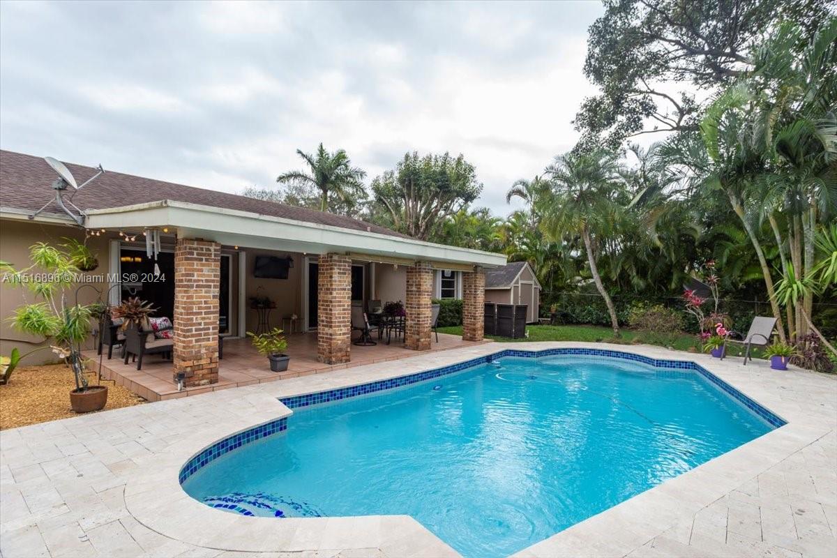 18100 SW 88th Ct