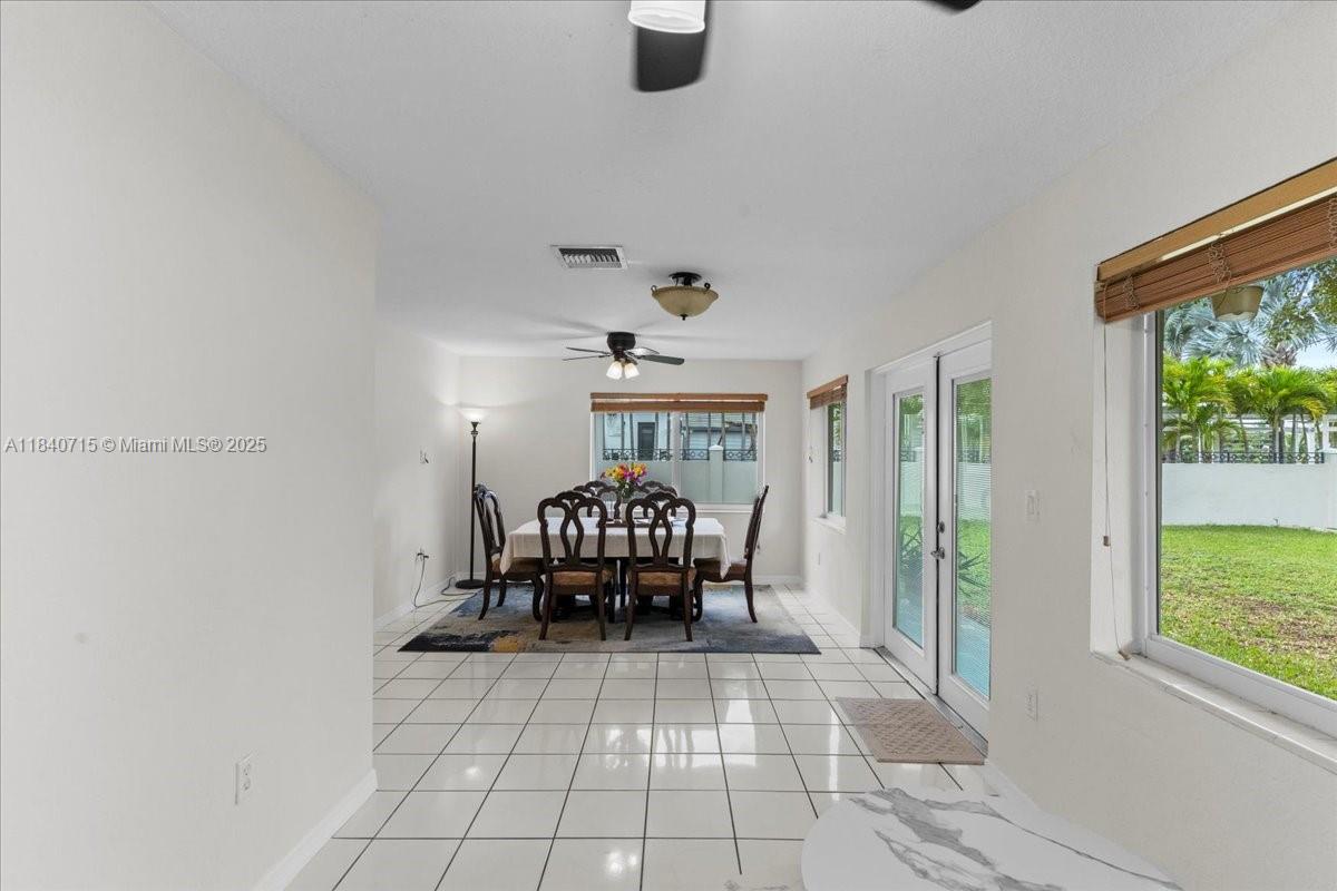 7700 SW 137th Ct