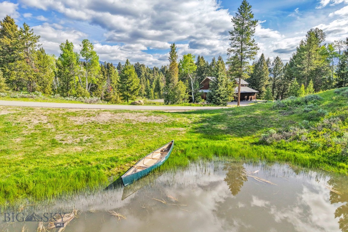 238 Great Gray Hollow