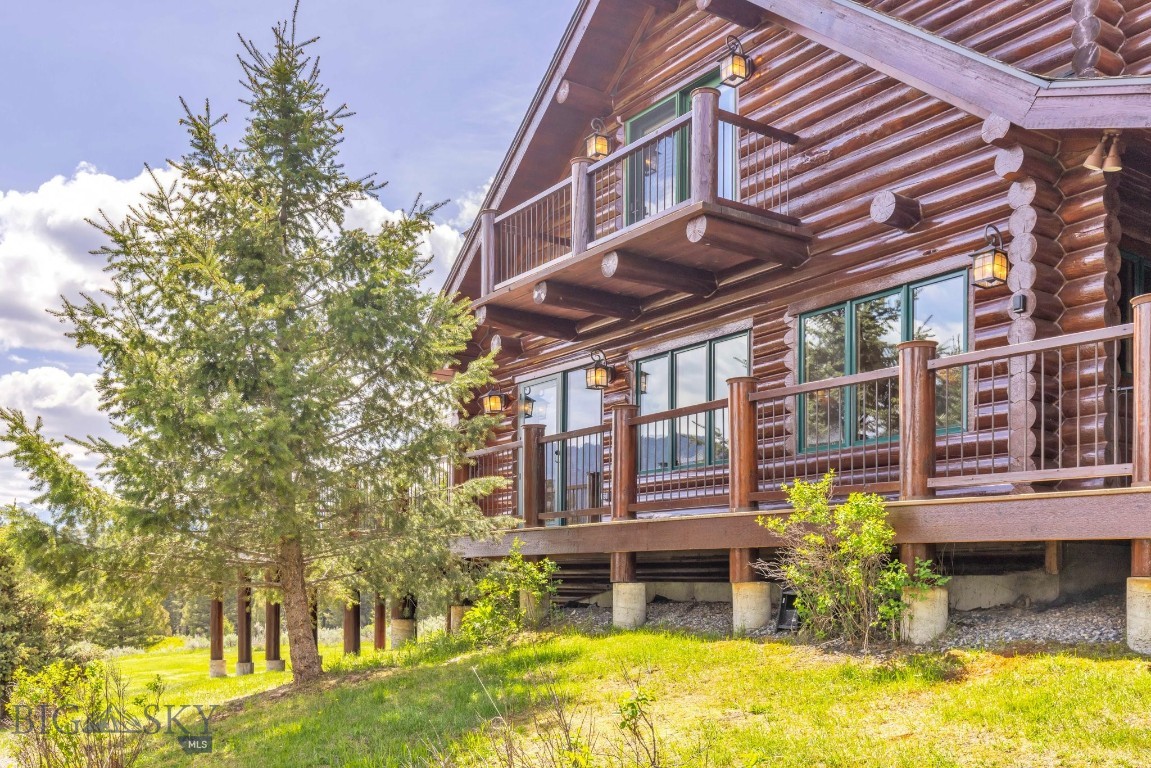 238 Great Gray Hollow