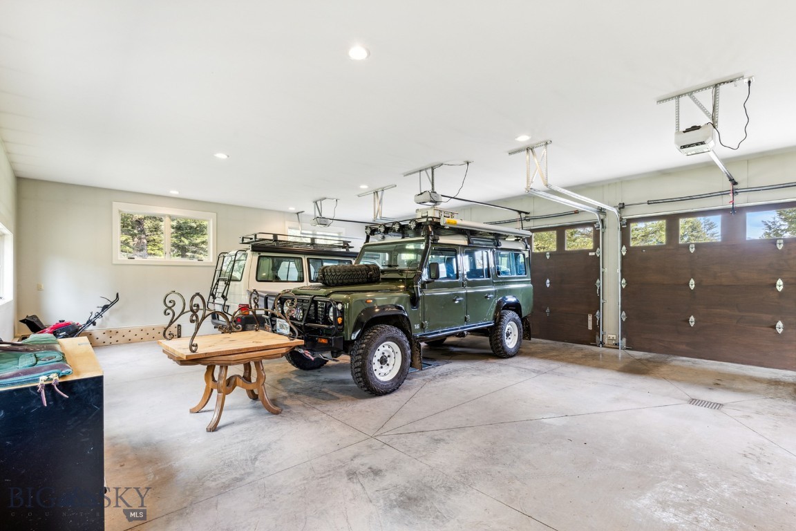 238 Great Gray Hollow