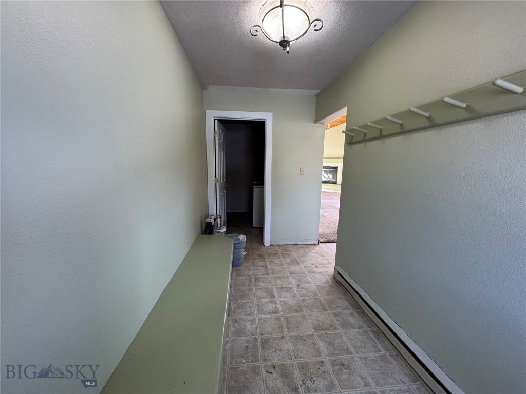 148 Candlelight Meadow