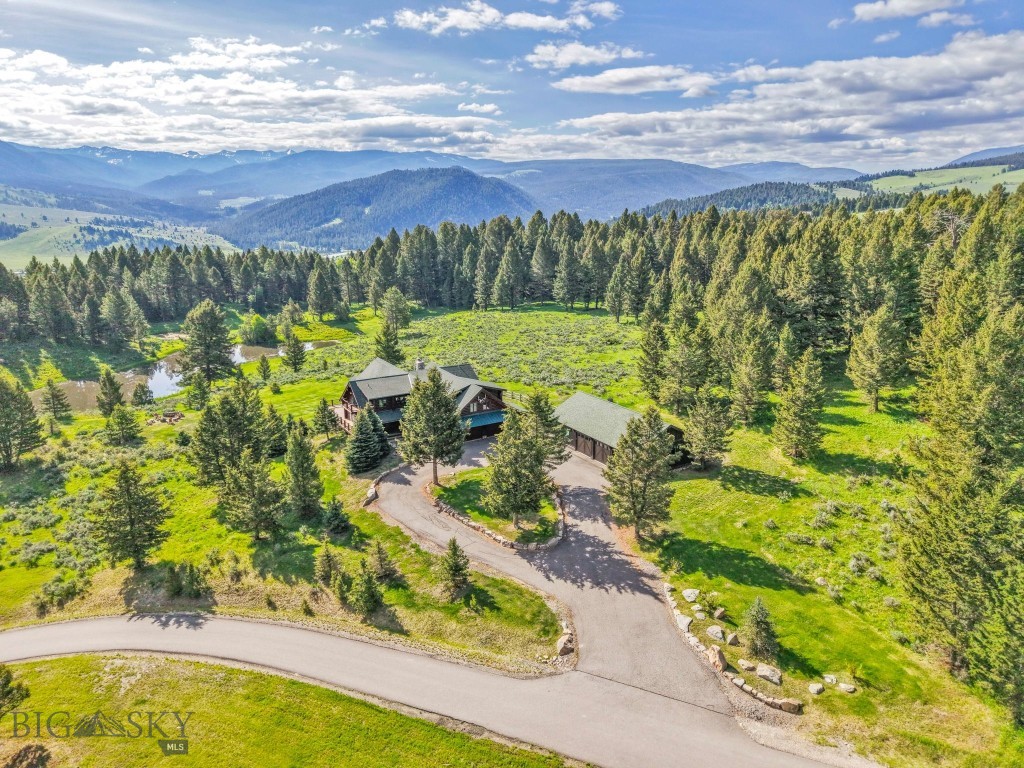 238 Great Gray Hollow