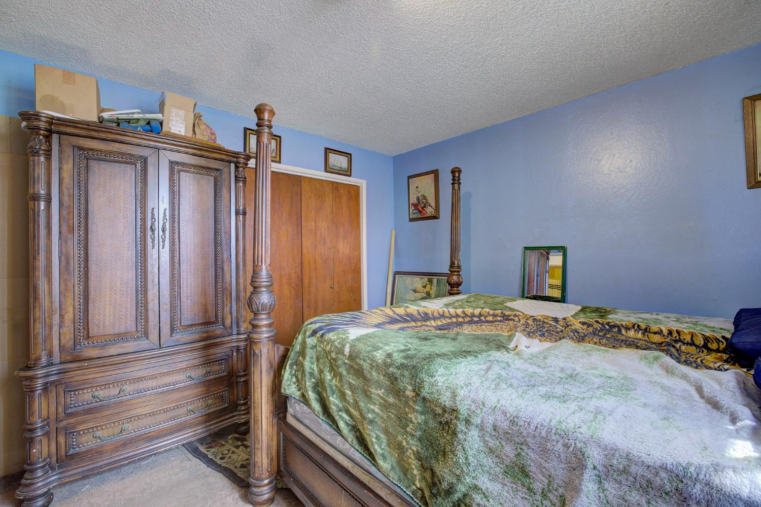 525 S California Street