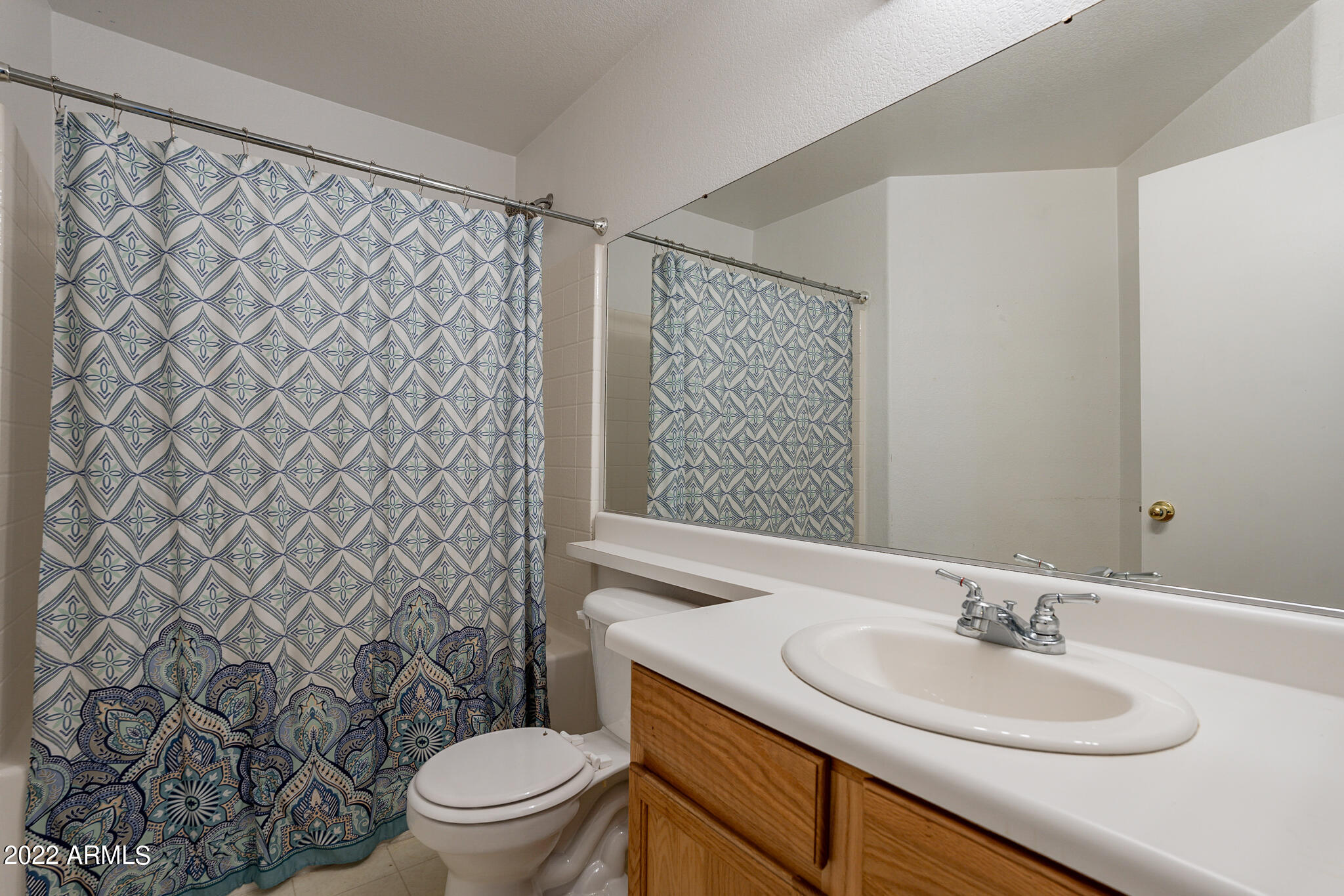 1331 E VERNOA Street Unit: 23