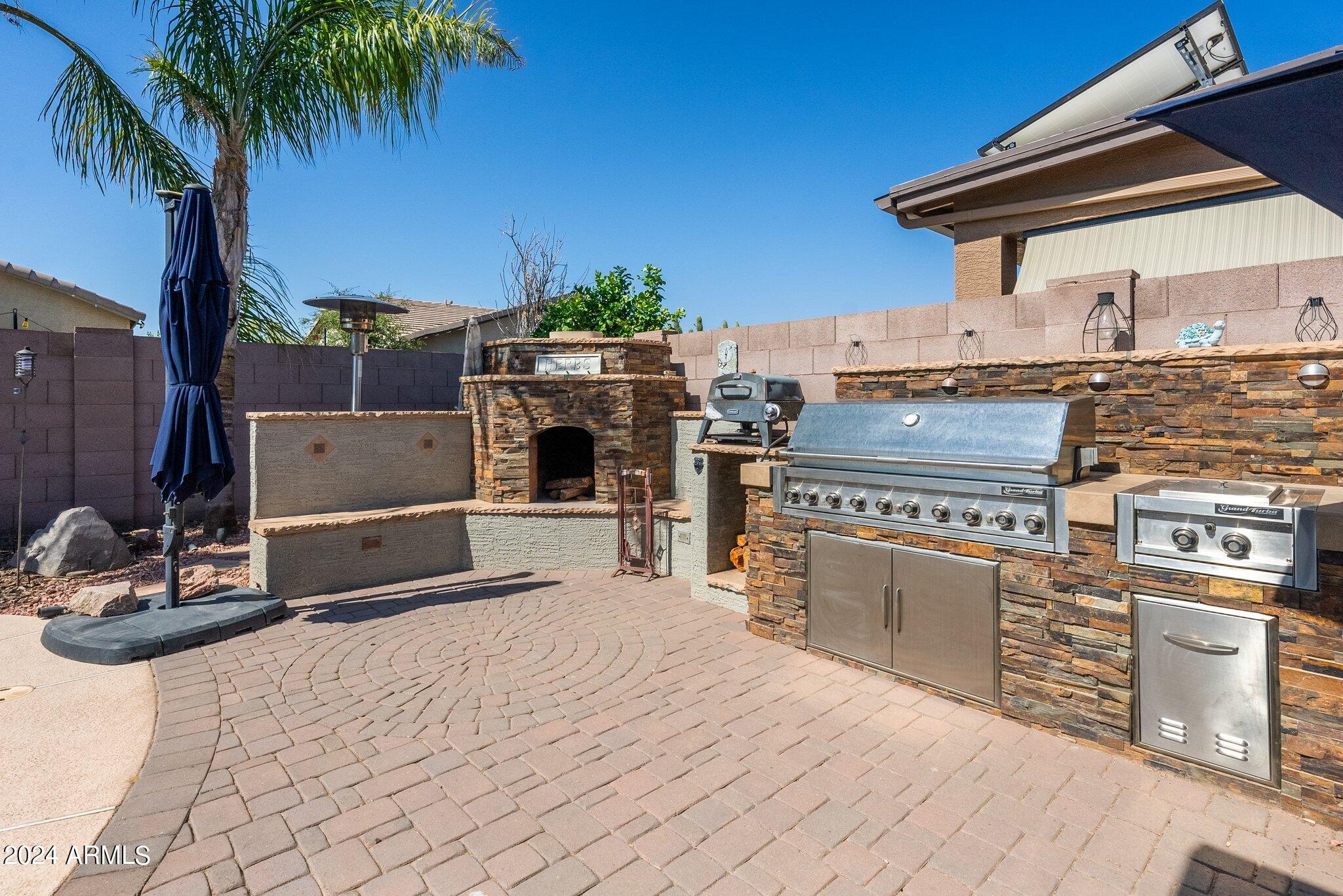 3099 E RUNAWAY BAY Place