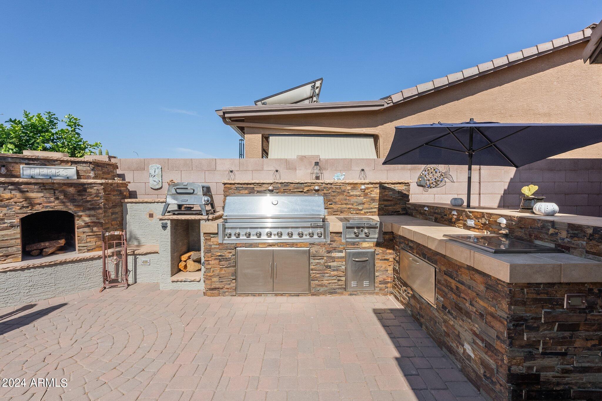 3099 E RUNAWAY BAY Place