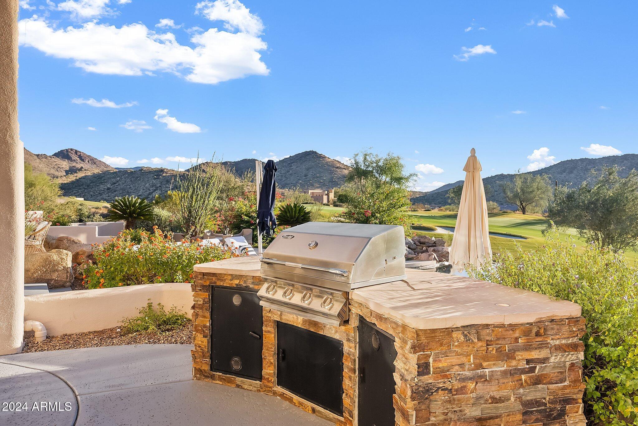 10801 E HAPPY VALLEY Road, 10