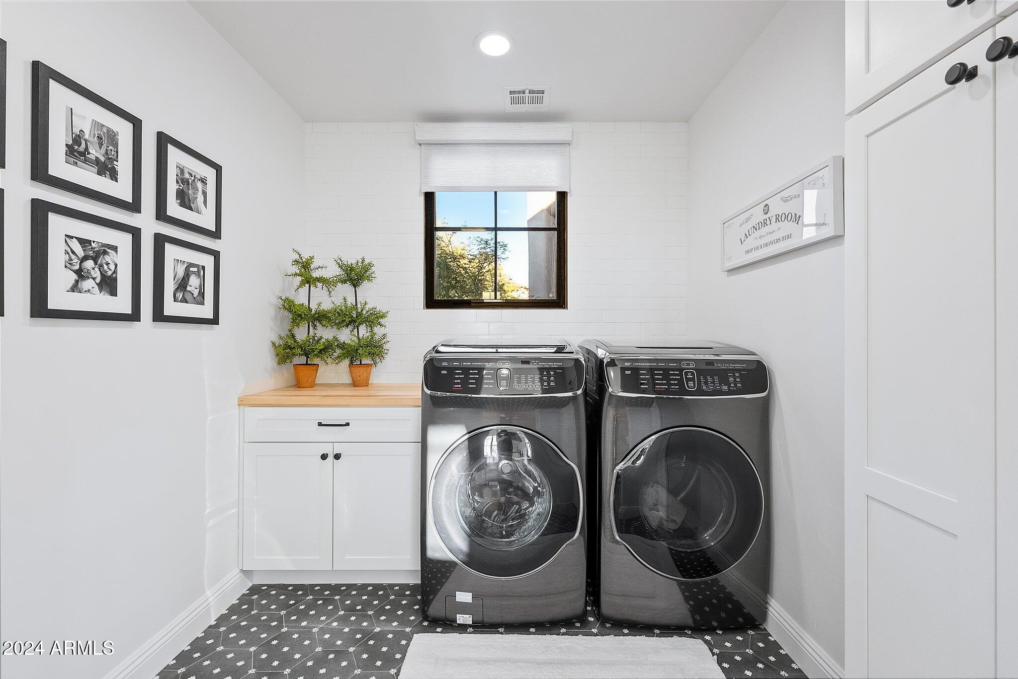 10801 E HAPPY VALLEY Road, 10