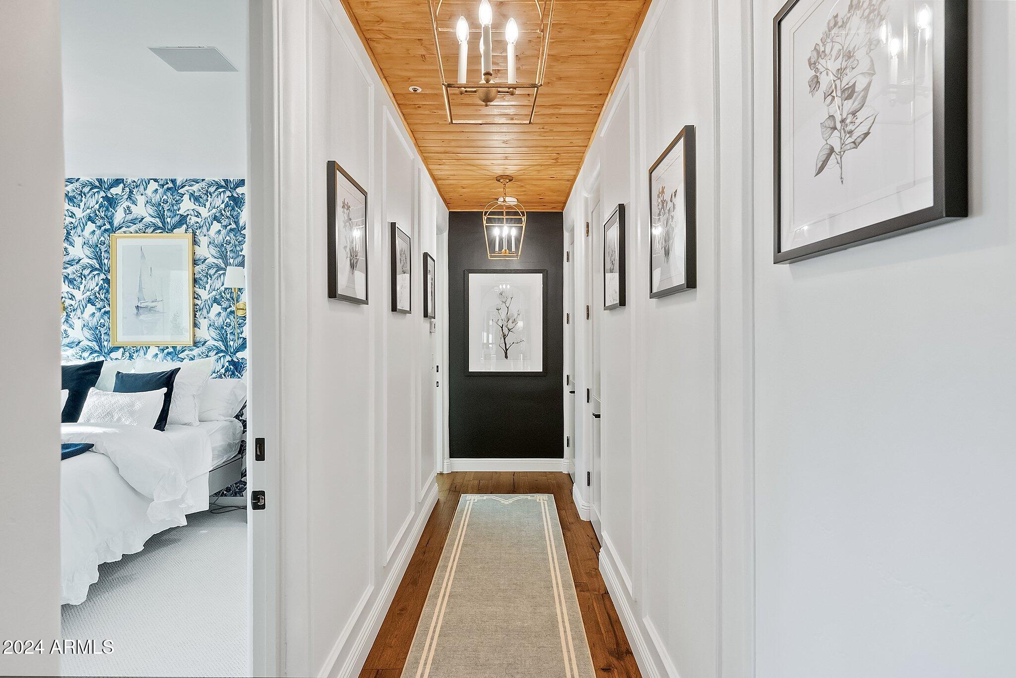 10801 E HAPPY VALLEY Road, 10