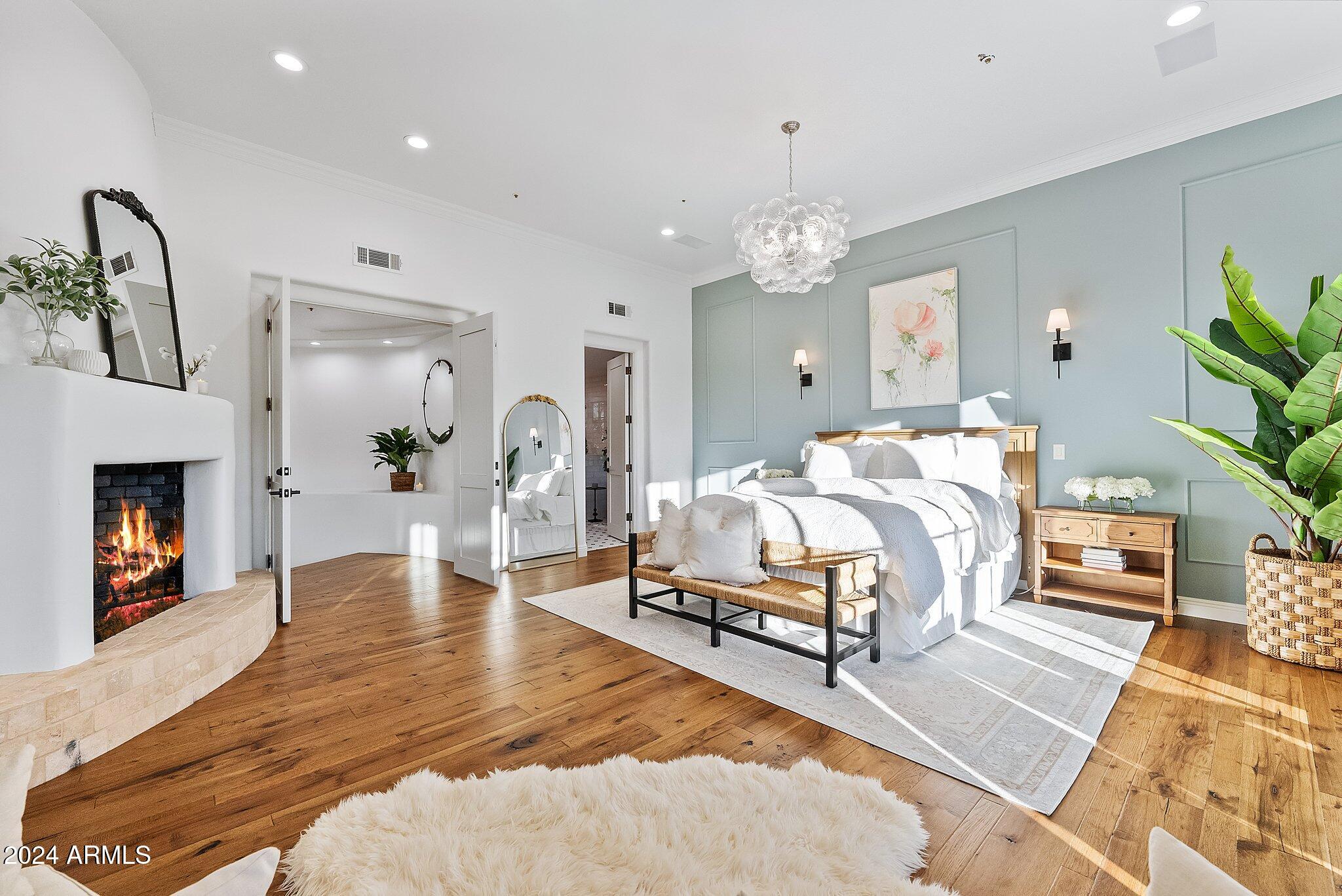 10801 E HAPPY VALLEY Road, 10