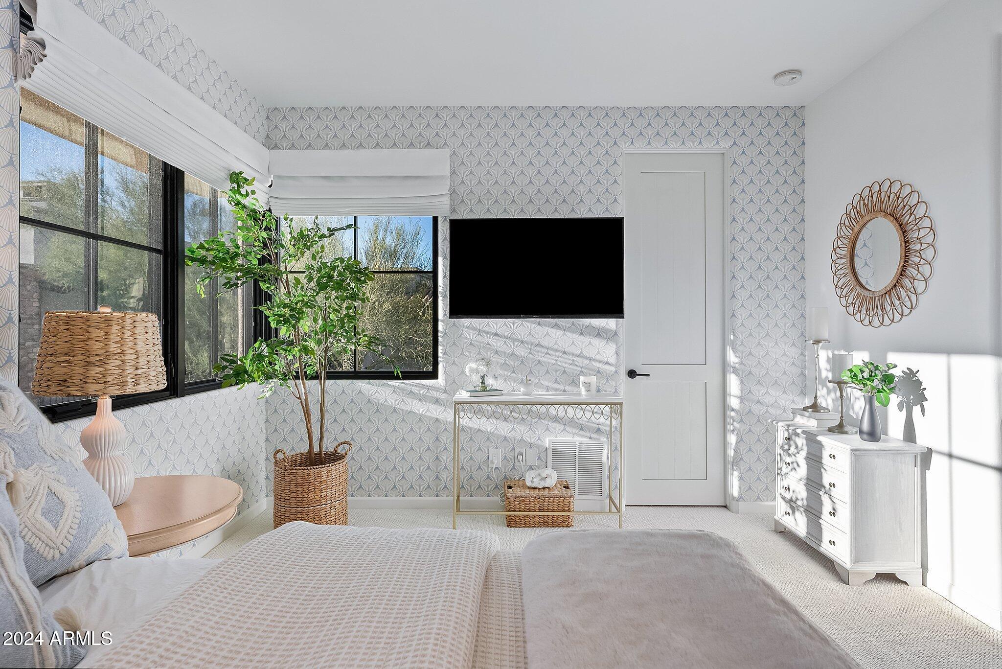 10801 E HAPPY VALLEY Road, 10