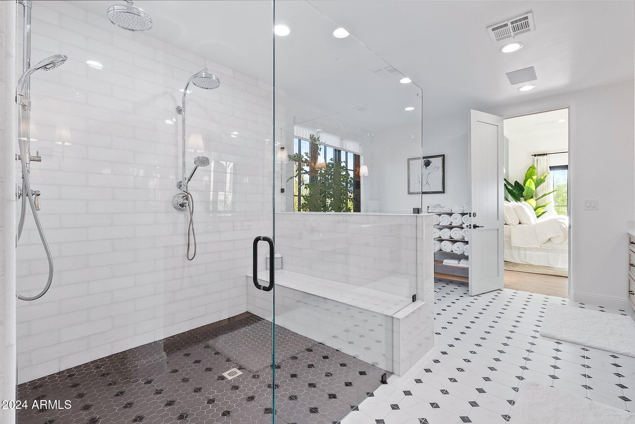 10801 E HAPPY VALLEY Road, 10