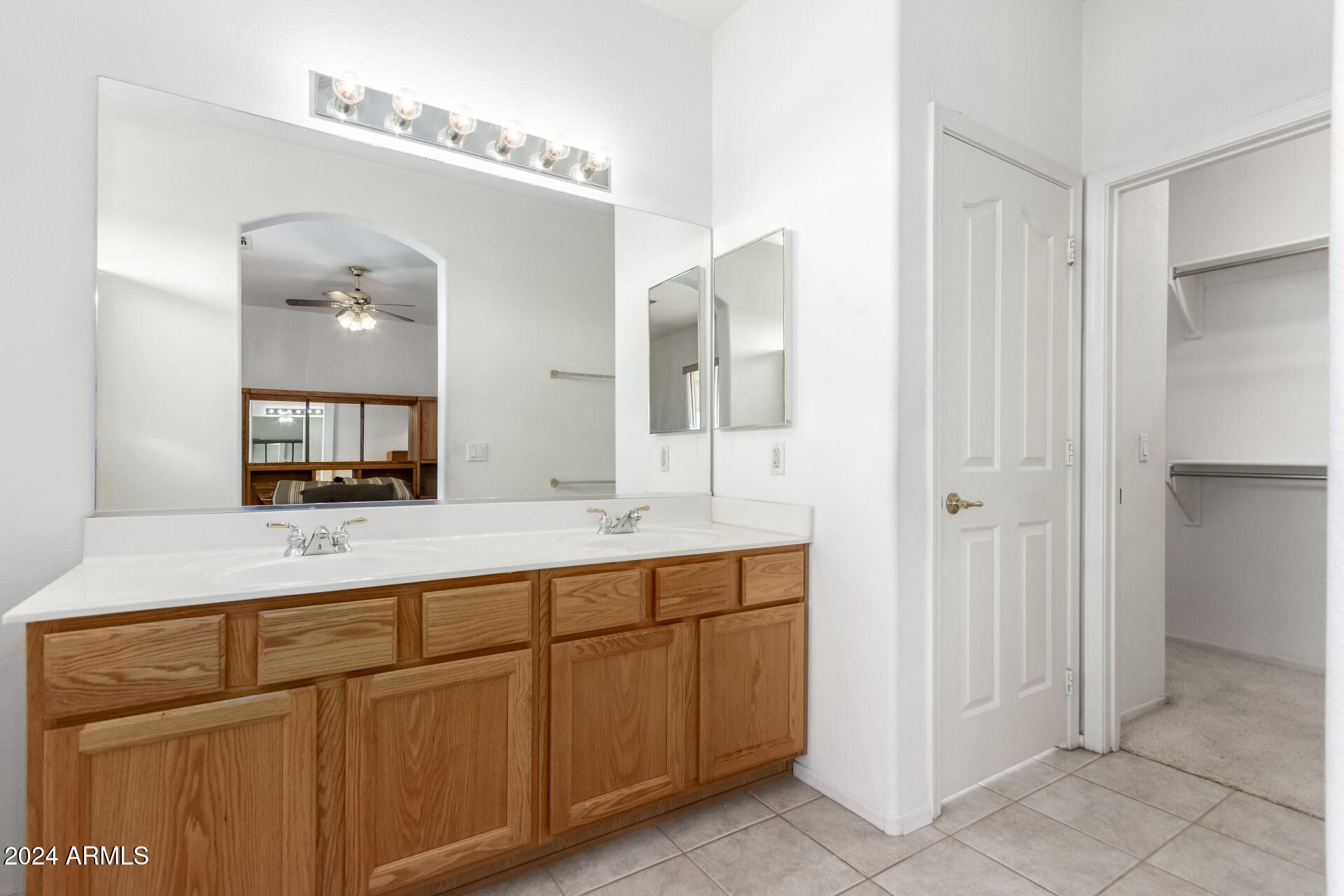 1211 E TORREY PINES Lane