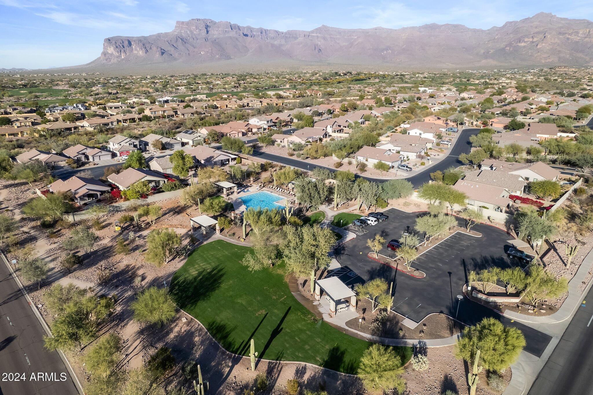 4091 S HACKBERRY Trail