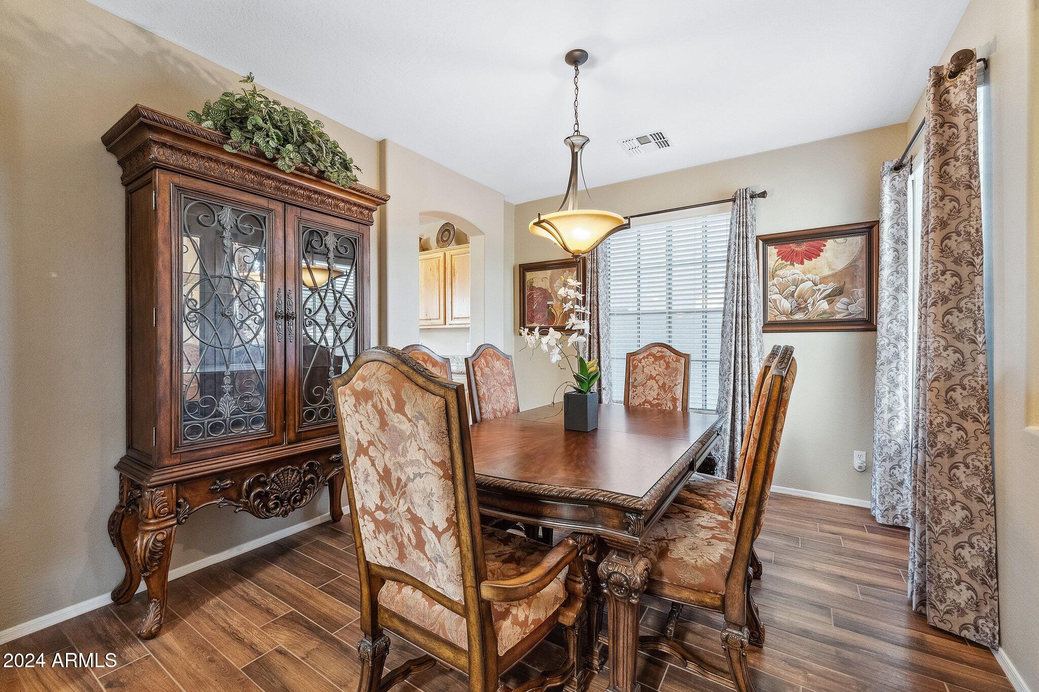 4091 S HACKBERRY Trail