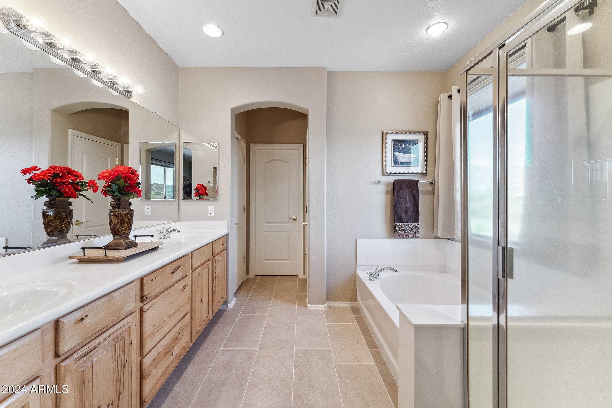 4091 S HACKBERRY Trail