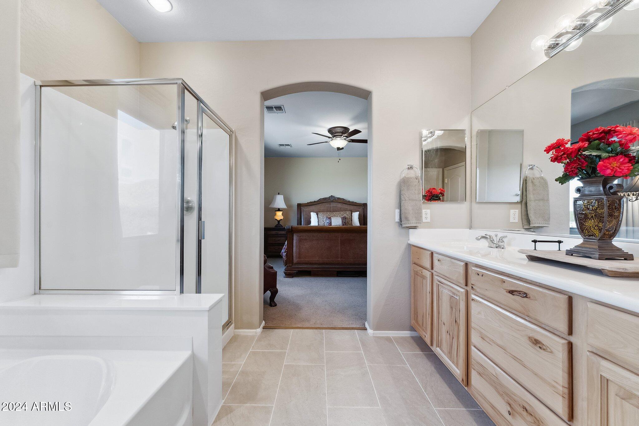 4091 S HACKBERRY Trail