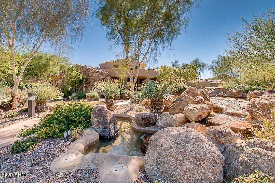 7445 E EAGLE CREST Drive 1006
