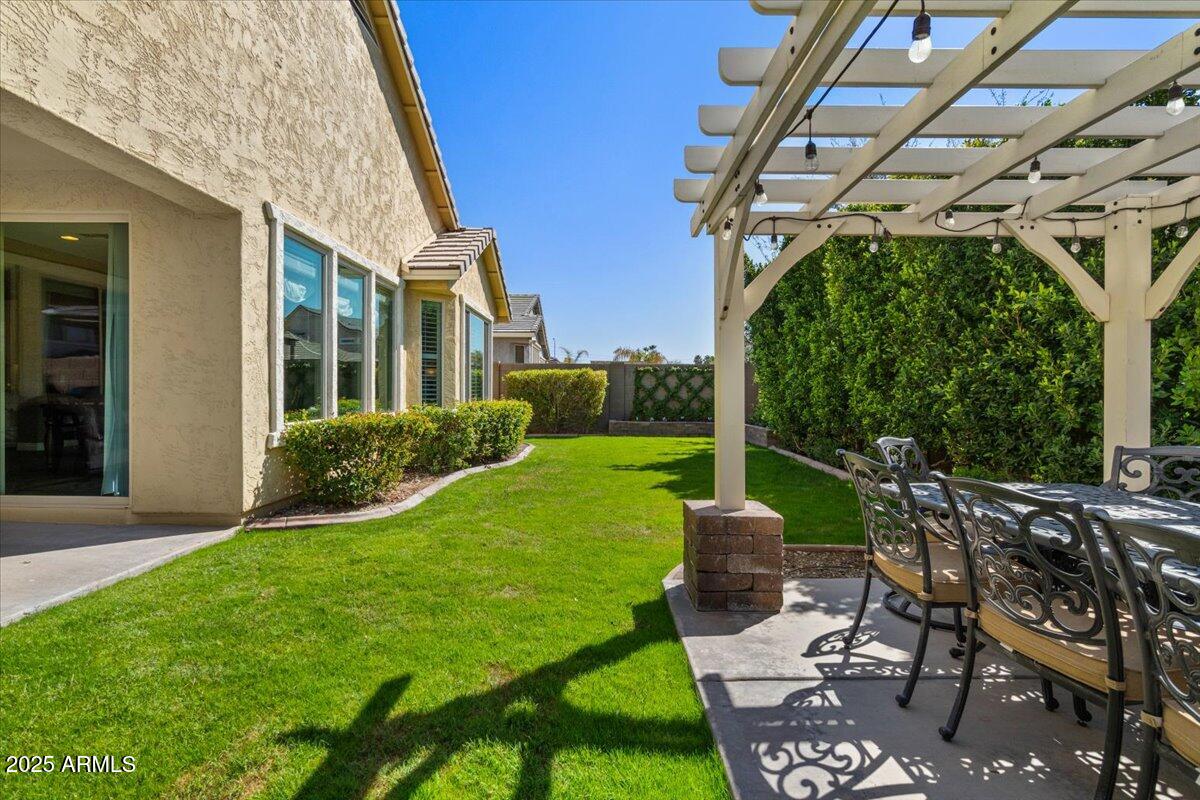 7537 E PLATA Avenue