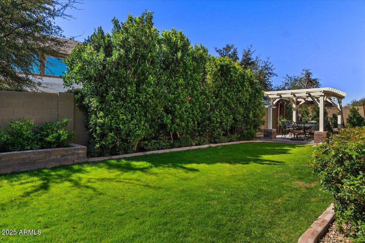 7537 E PLATA Avenue