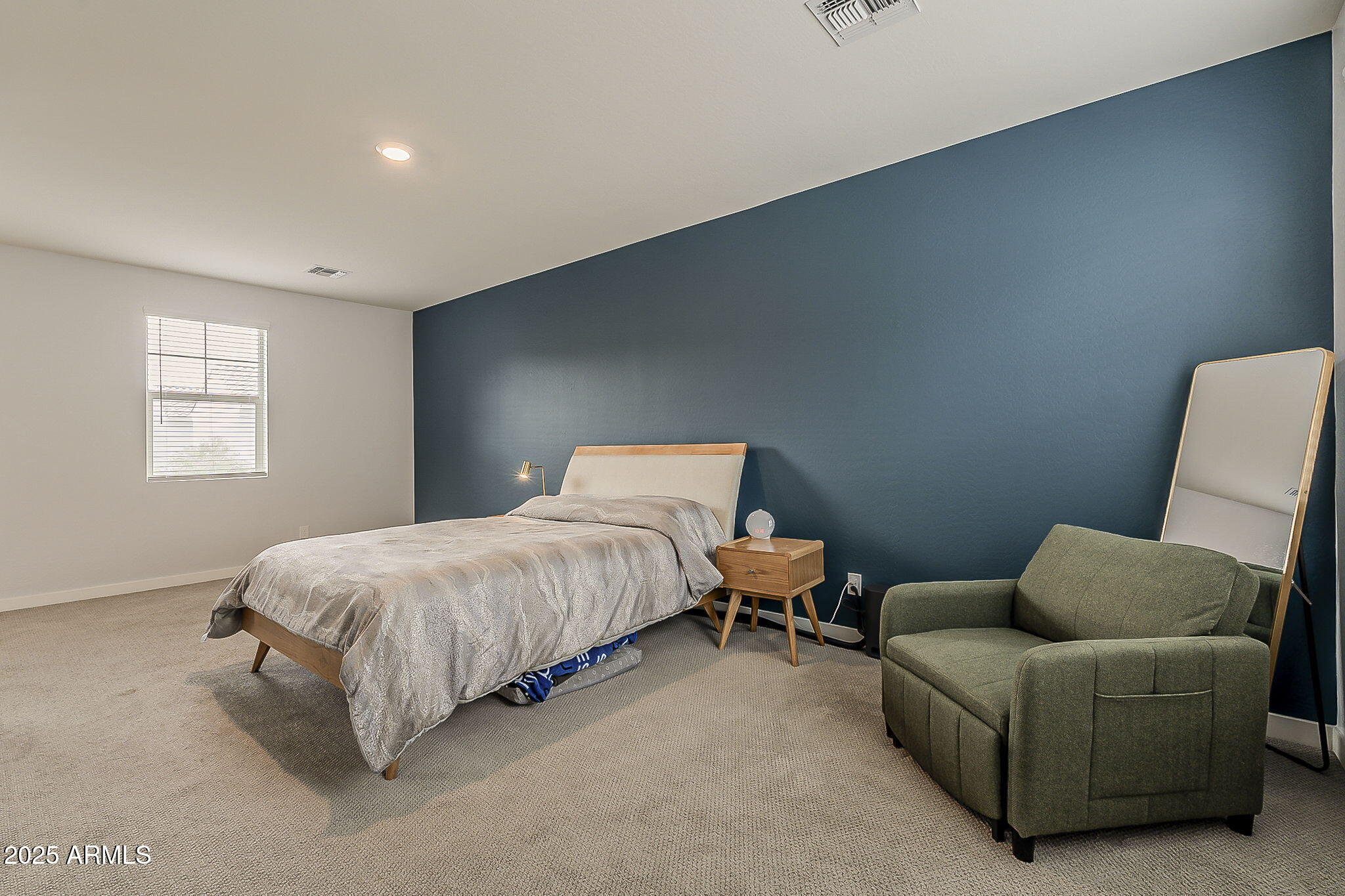 17219 N 10TH Street